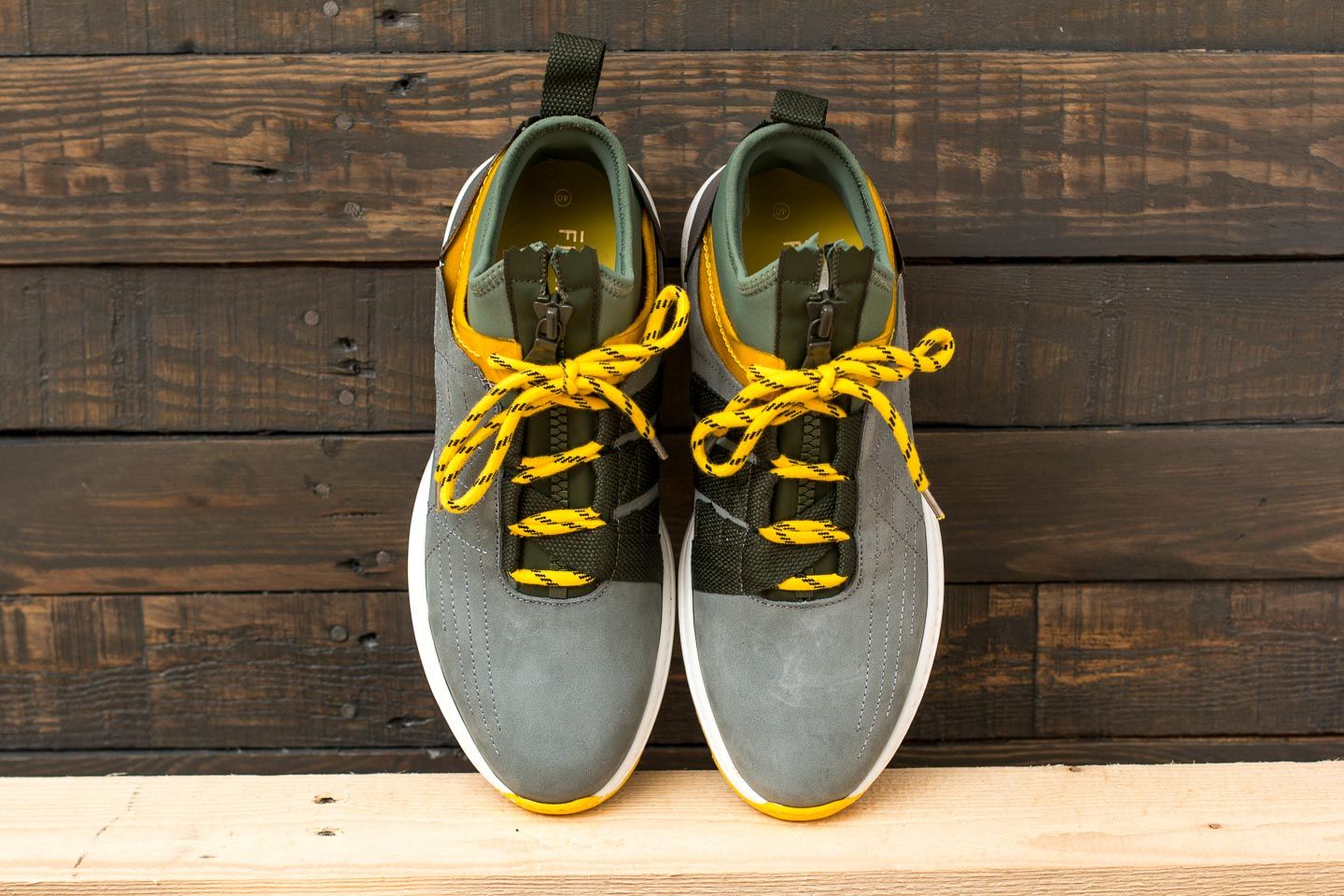 Men's shoes Filling Pieces Trace Shark Runner Desect Army Green