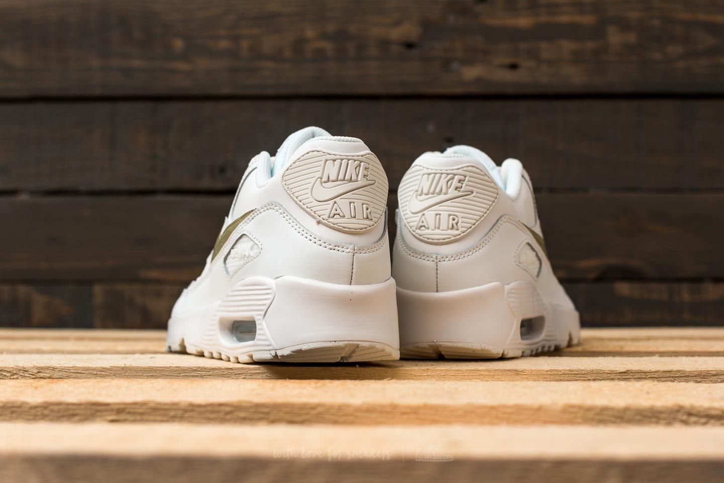 Damen Sneaker und Schuhe Nike Air Max 90 Leather GS Summit White Metallic Gold Star Footshop