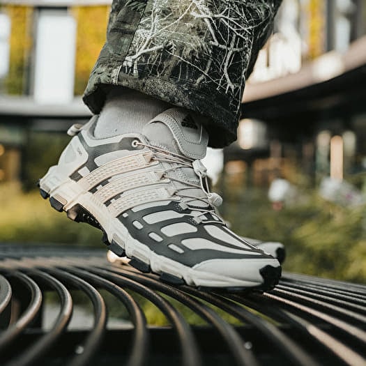 Adidas raven cheap