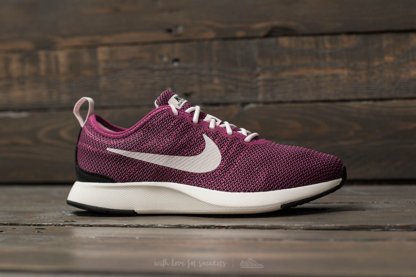 Women s shoes Nike Dualtone Racer GS Tea Berry Pearl Pink Black Footshop