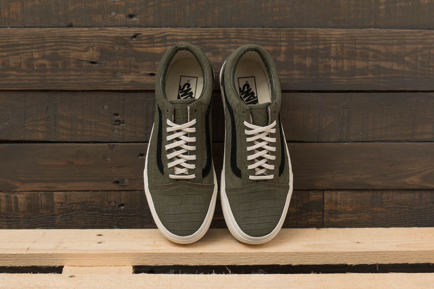 Dámské tenisky a boty Vans Old Skool Platform (Embossed) Grape Leaf/ Blanc De Blanc