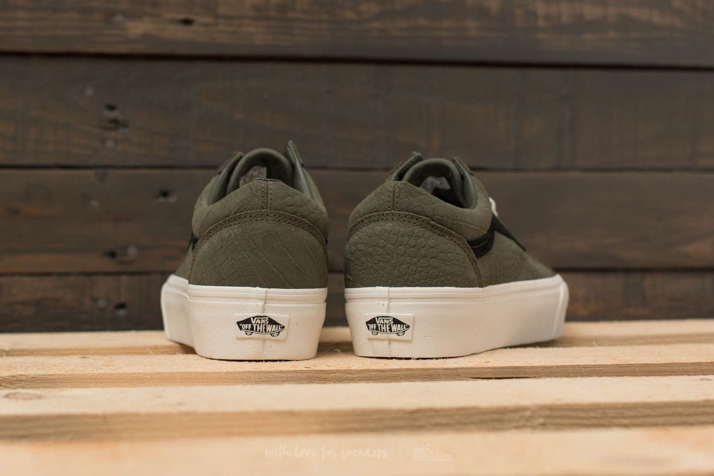 Dámské tenisky a boty Vans Old Skool Platform (Embossed) Grape Leaf/ Blanc De Blanc
