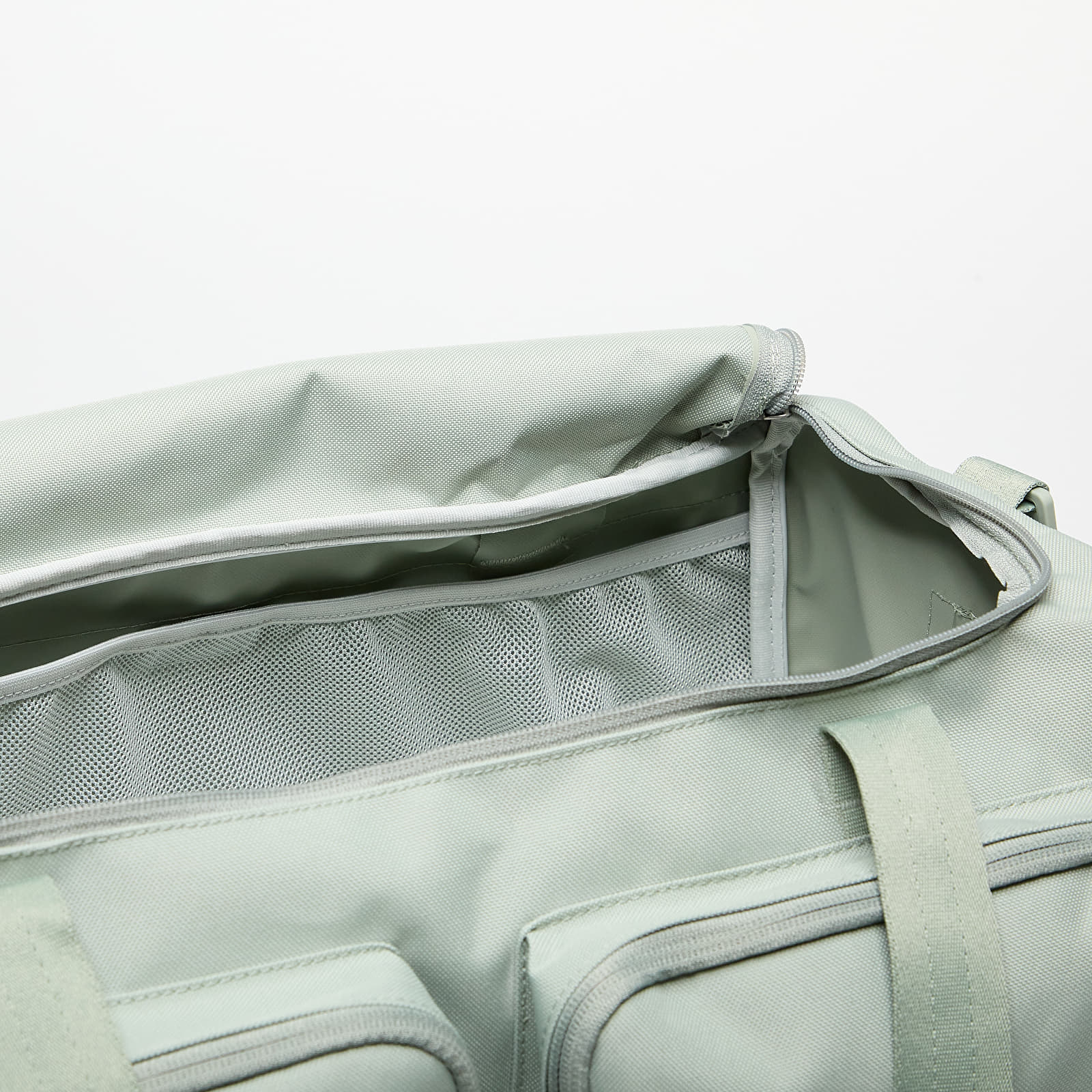 Daiktų krepšys Nike Utility Power 2.0 Duffel Bag Jade Horizon/ Jade Horizon/ Oil Green