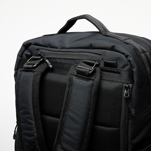 Nike elite backpack black and white hotsell