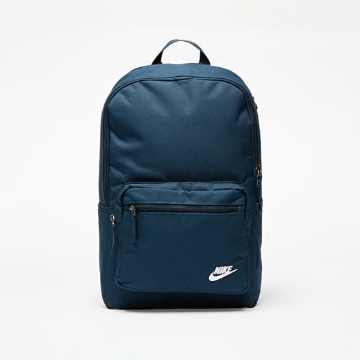 eugene backpack nike heritage