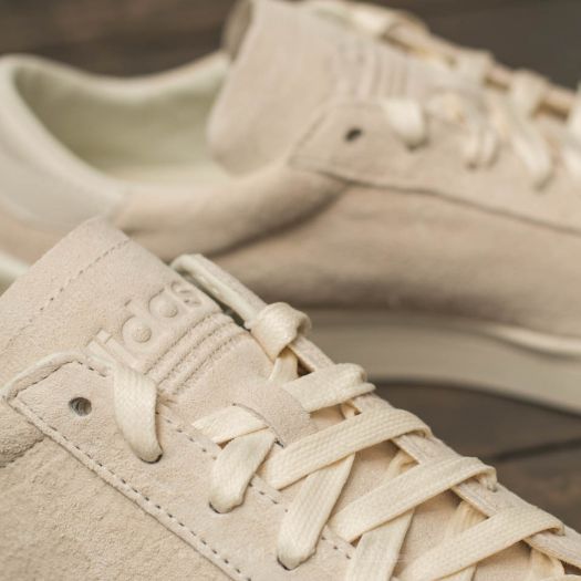 Adidas court clearance vantage off white