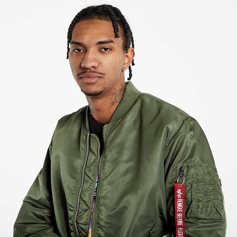 ALPHA INDUSTRIES MA-1 フライトジャケット オリーブ Alpha Industries MA - 1 olive green | Footshop