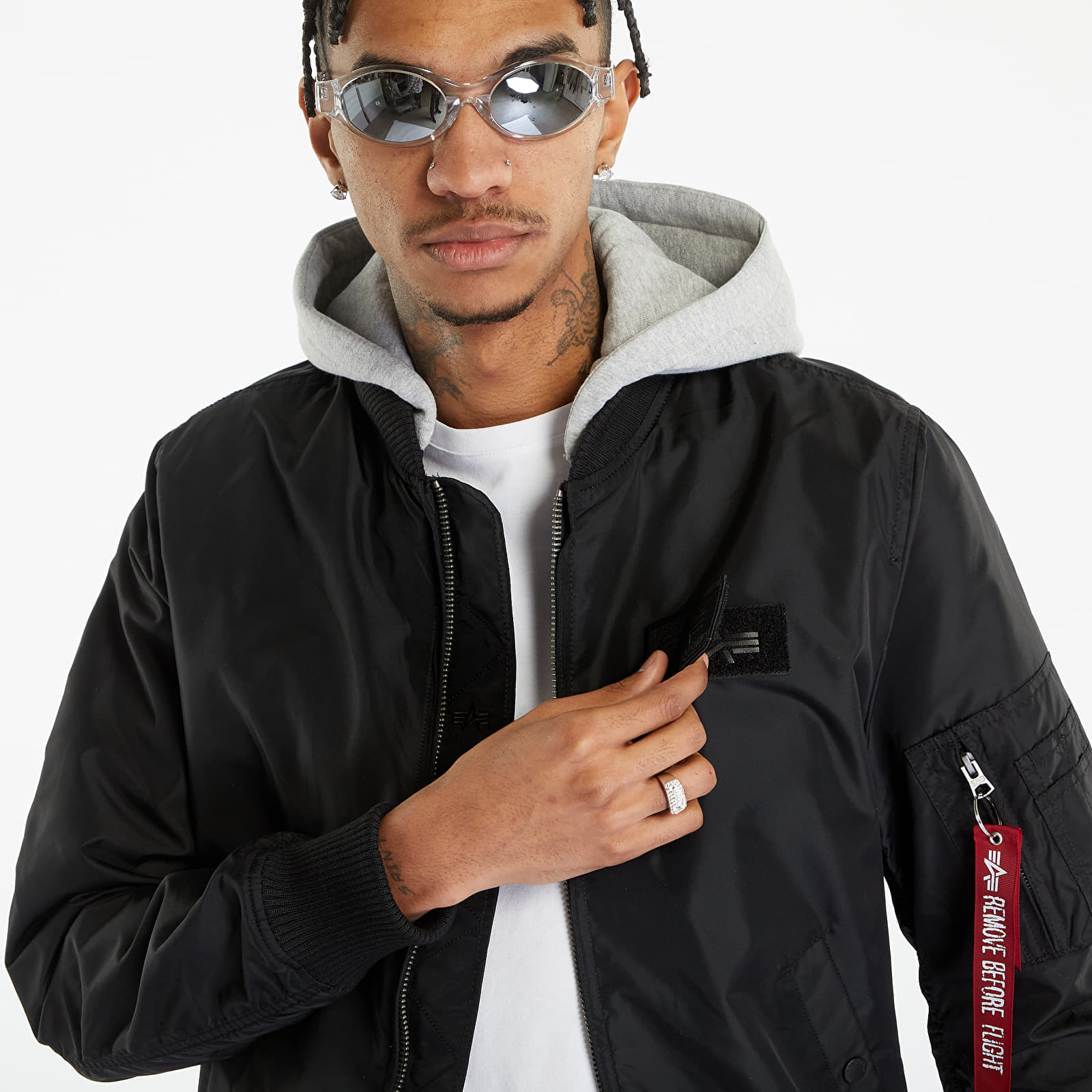 Herrenjacken Alpha Industries MA-1 TT Hood Black