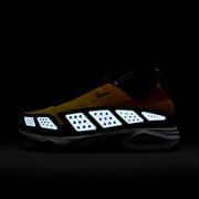 Dámské tenisky a boty Nike W Air Max SNDR Canyon Gold/ Deep Ocean-Lt Smoke  Grey | Footshop