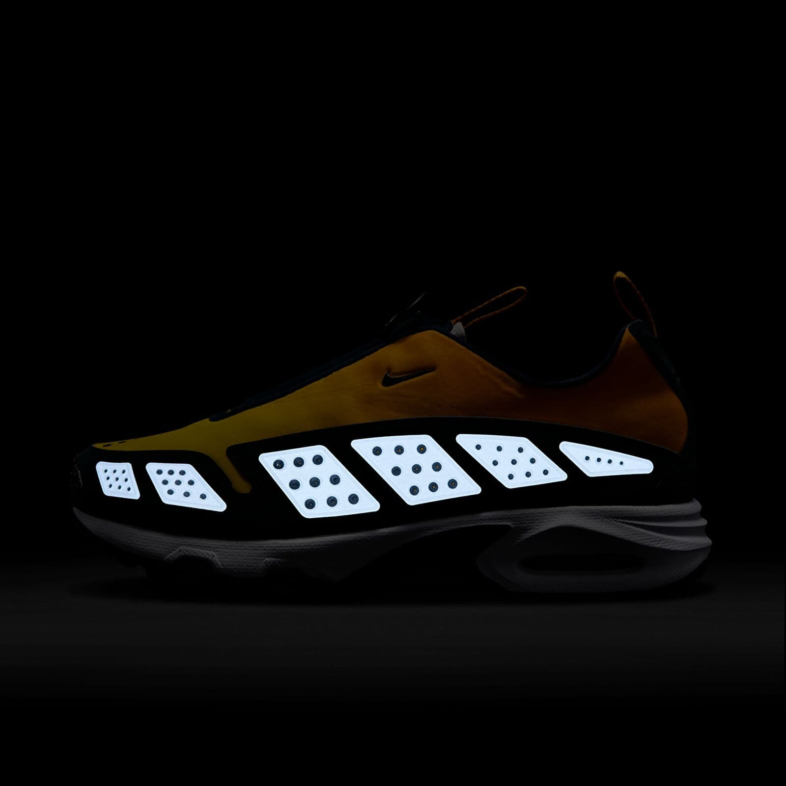 Dámské tenisky a boty Nike W Air Max SNDR Canyon Gold/ Deep Ocean-Lt Smoke Grey