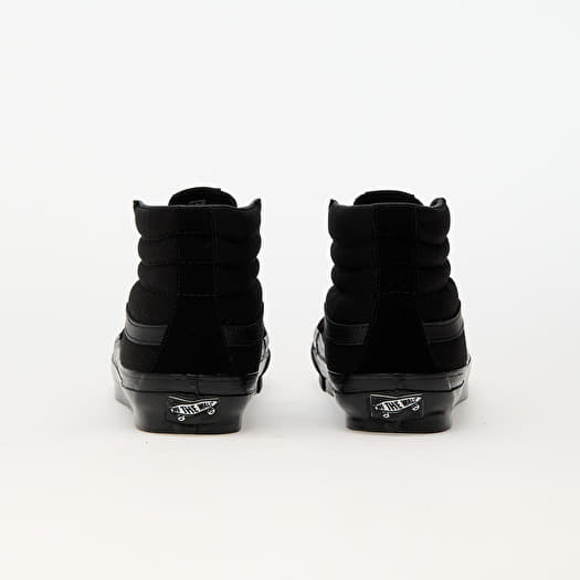 Sk8 hi triple black store