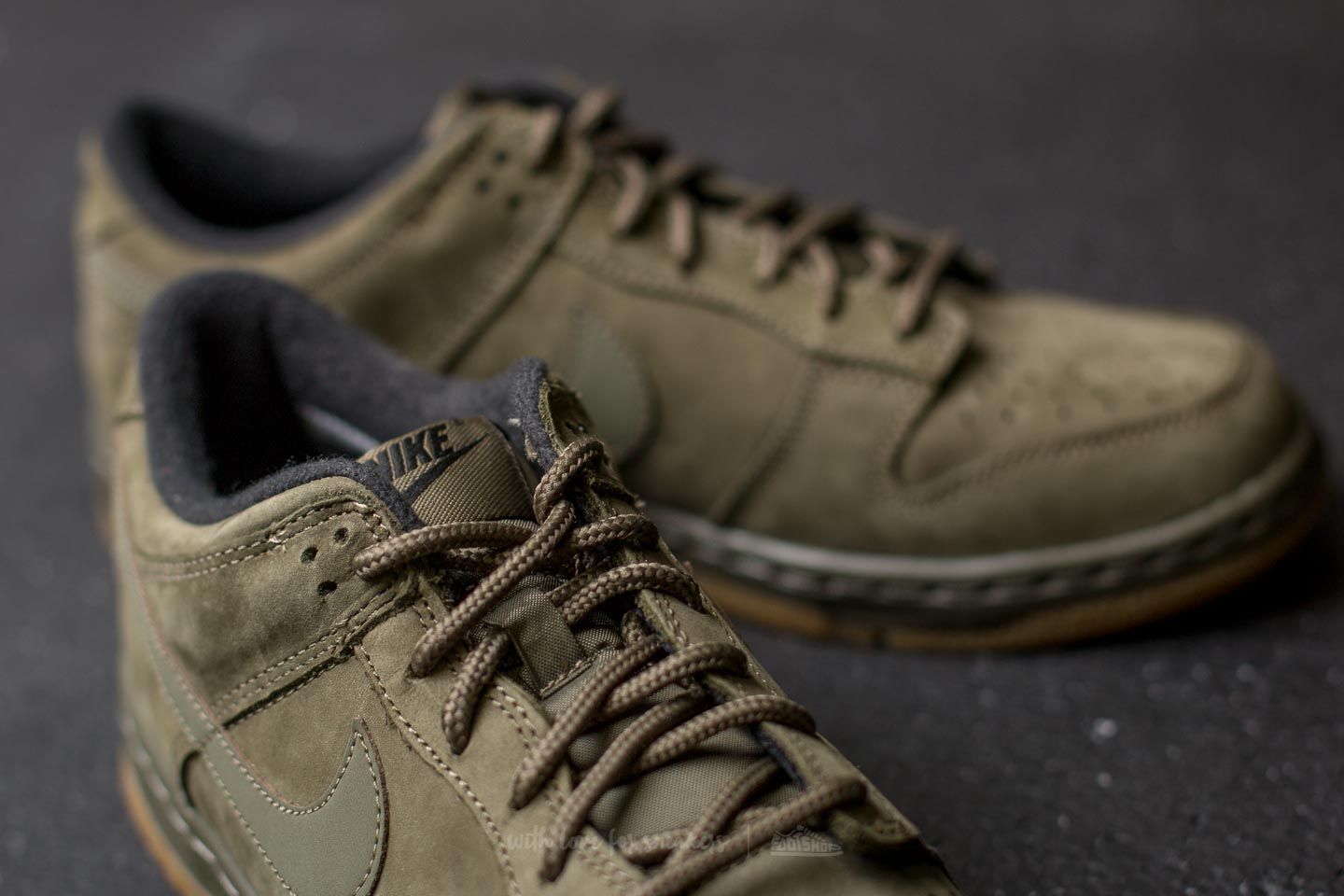 Ženski čevlji Nike Dunk Low Winter Premium (GS) Medium Olive/ Medium Olive