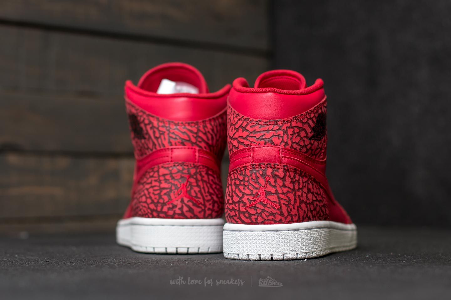Herren Sneaker und Schuhe Air Jordan 1 Retro High Gym Red/ White-Team Red-White