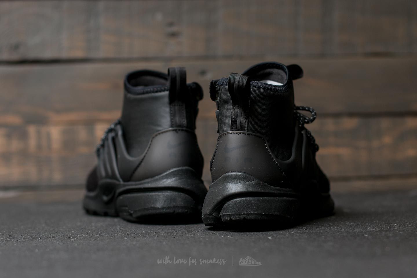 Damen Sneaker und Schuhe Nike W Air Presto Mid Utility Premium Black/ Black-White