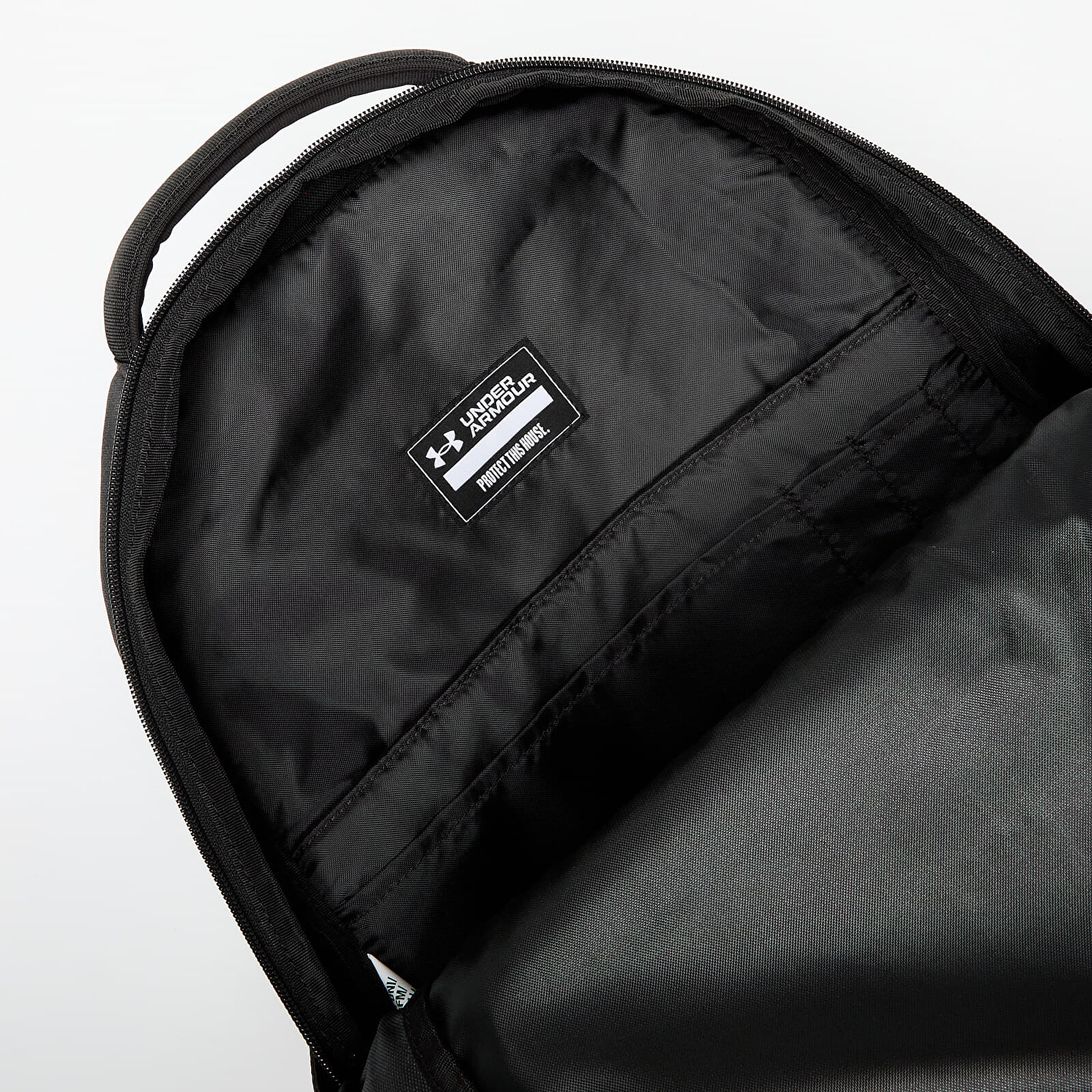 Plecaki Under Armour Hustle 6.0 Backpack Black
