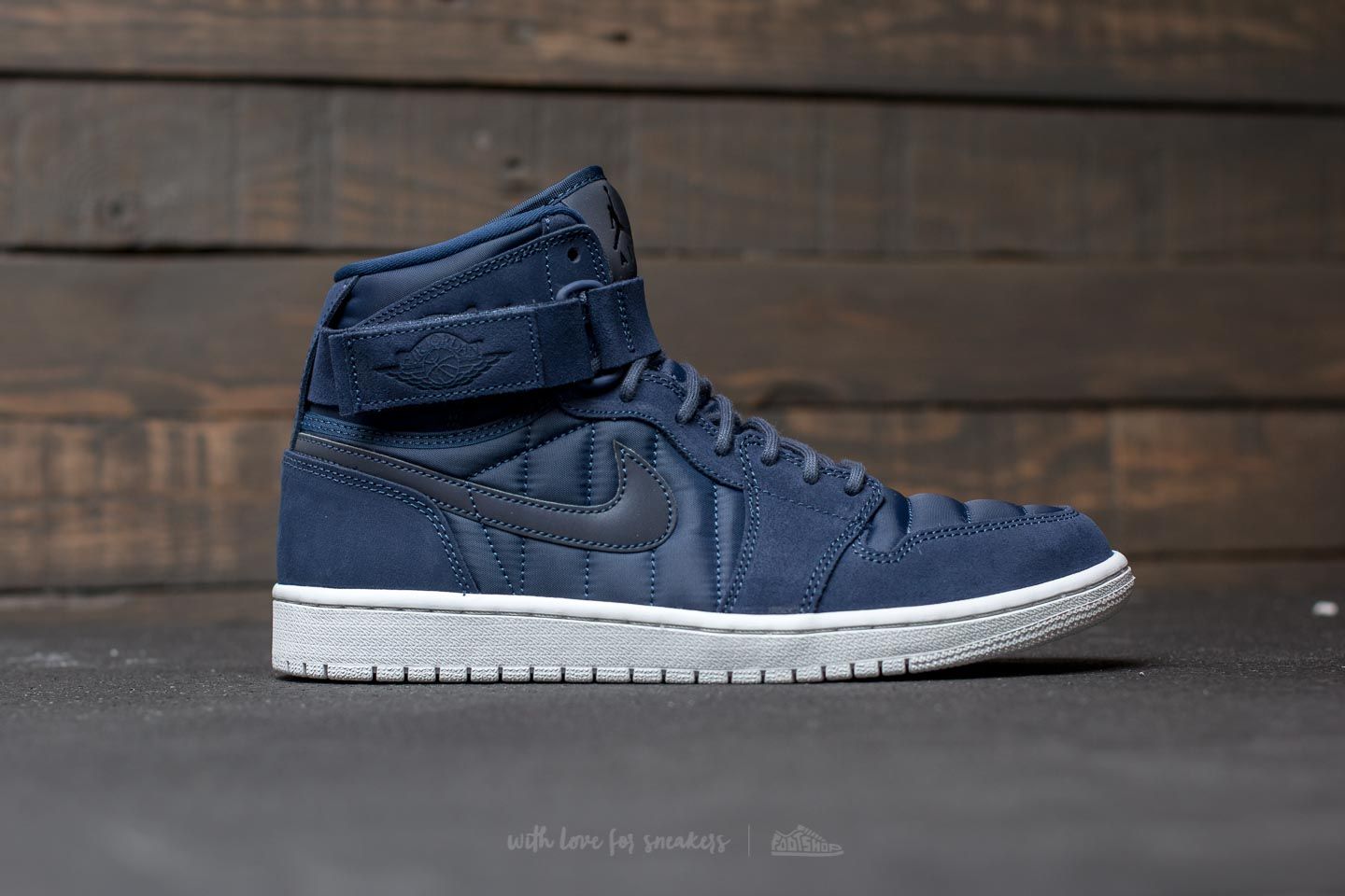 Jordan 1 retro 2025 high strap midnight navy