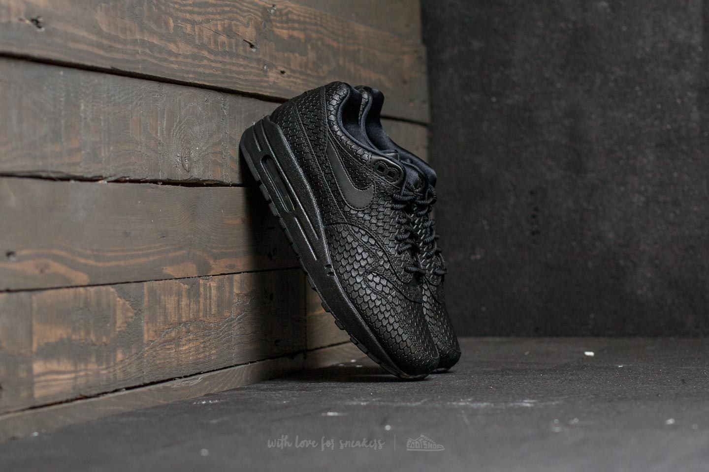 Women's shoes Nike Wmns Air Max 1 Premium Black/ Black-Anthracite