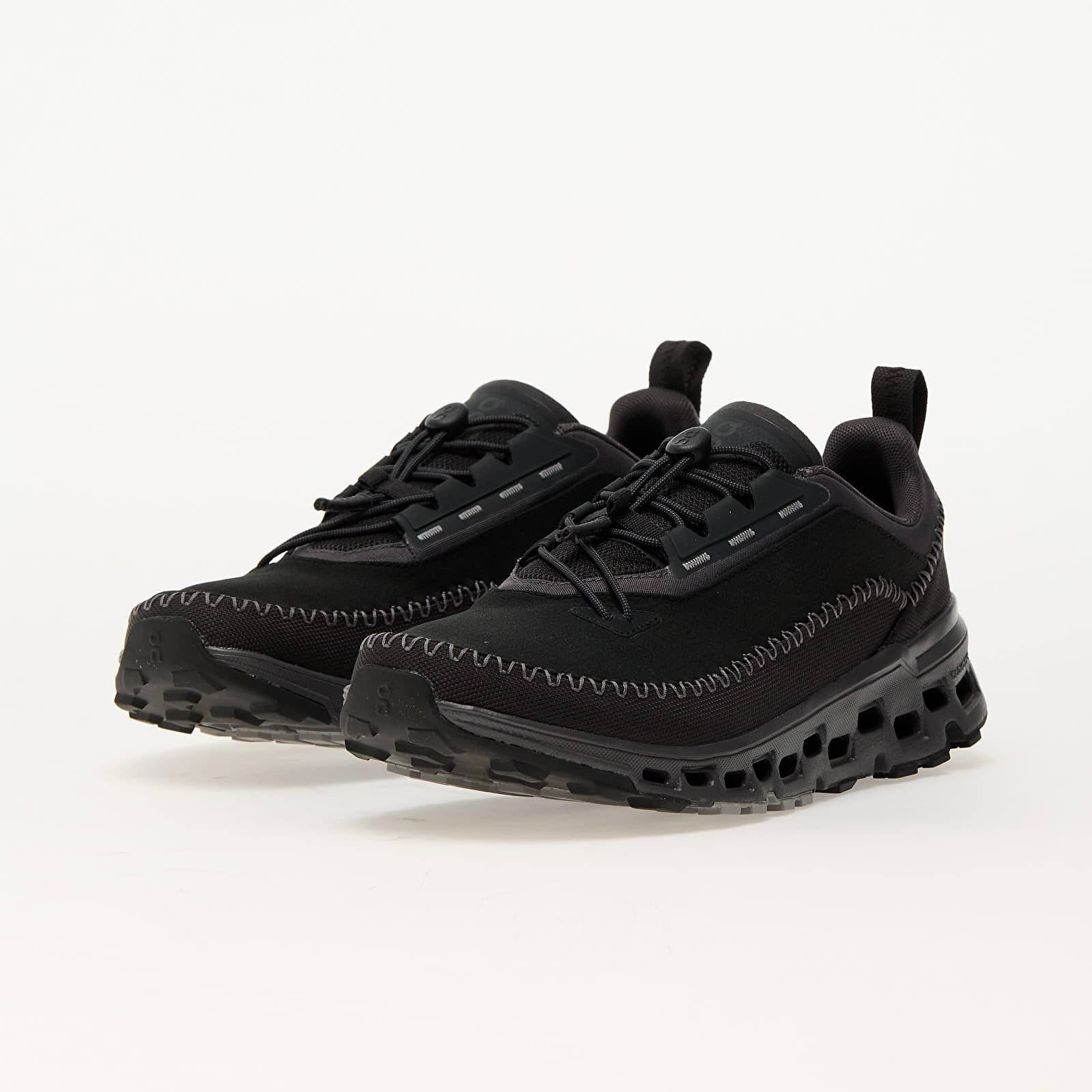Miesten kengät On M Cloudaway 2 Black/ Eclipse