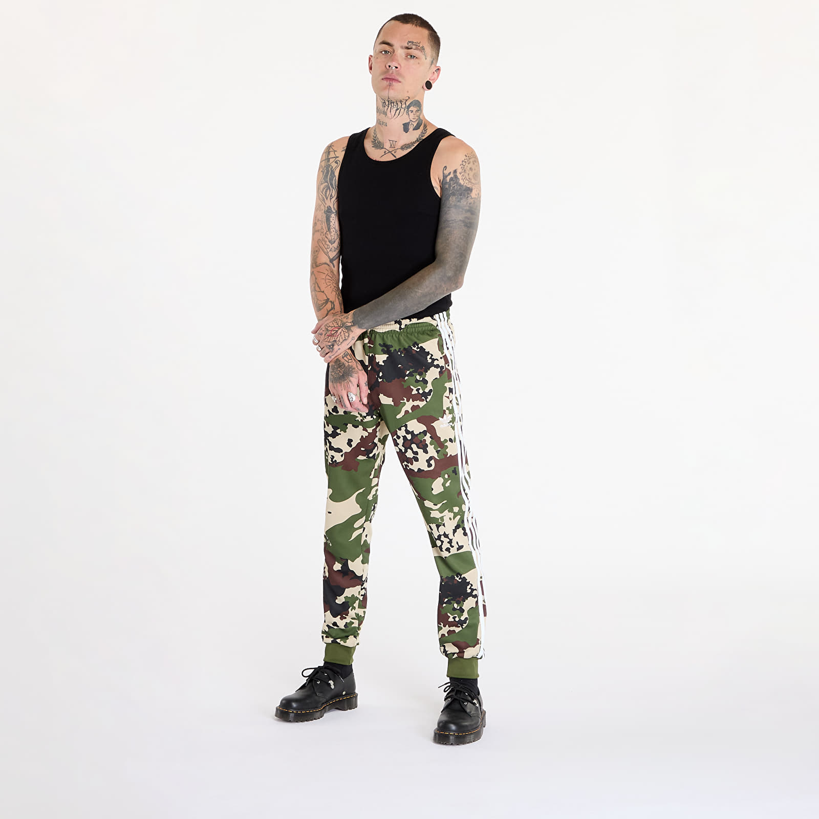 Tepláky adidas Camo Sstr Trackpants Wild Pine
