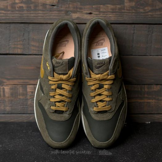 Nike Air Max 1 Premium Leather