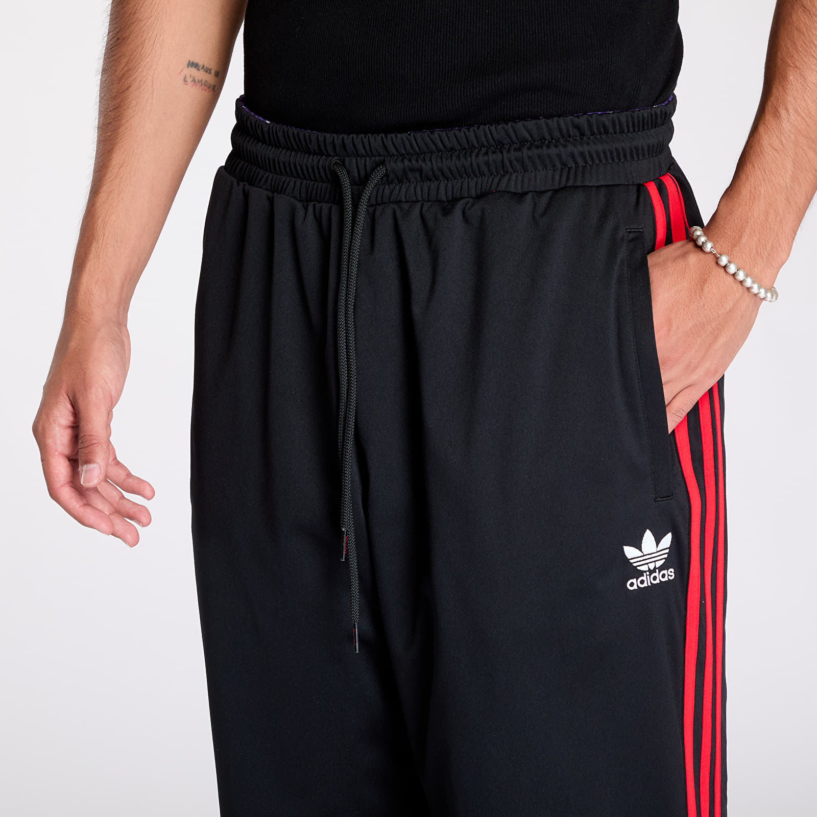 Adidas originals superstar shorts black discount