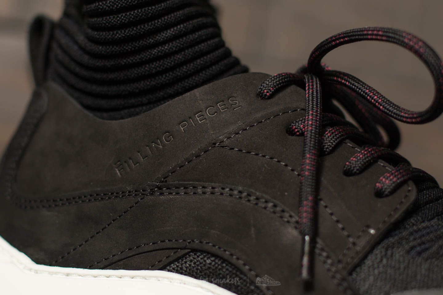 Filling pieces hotsell knit arch trainers