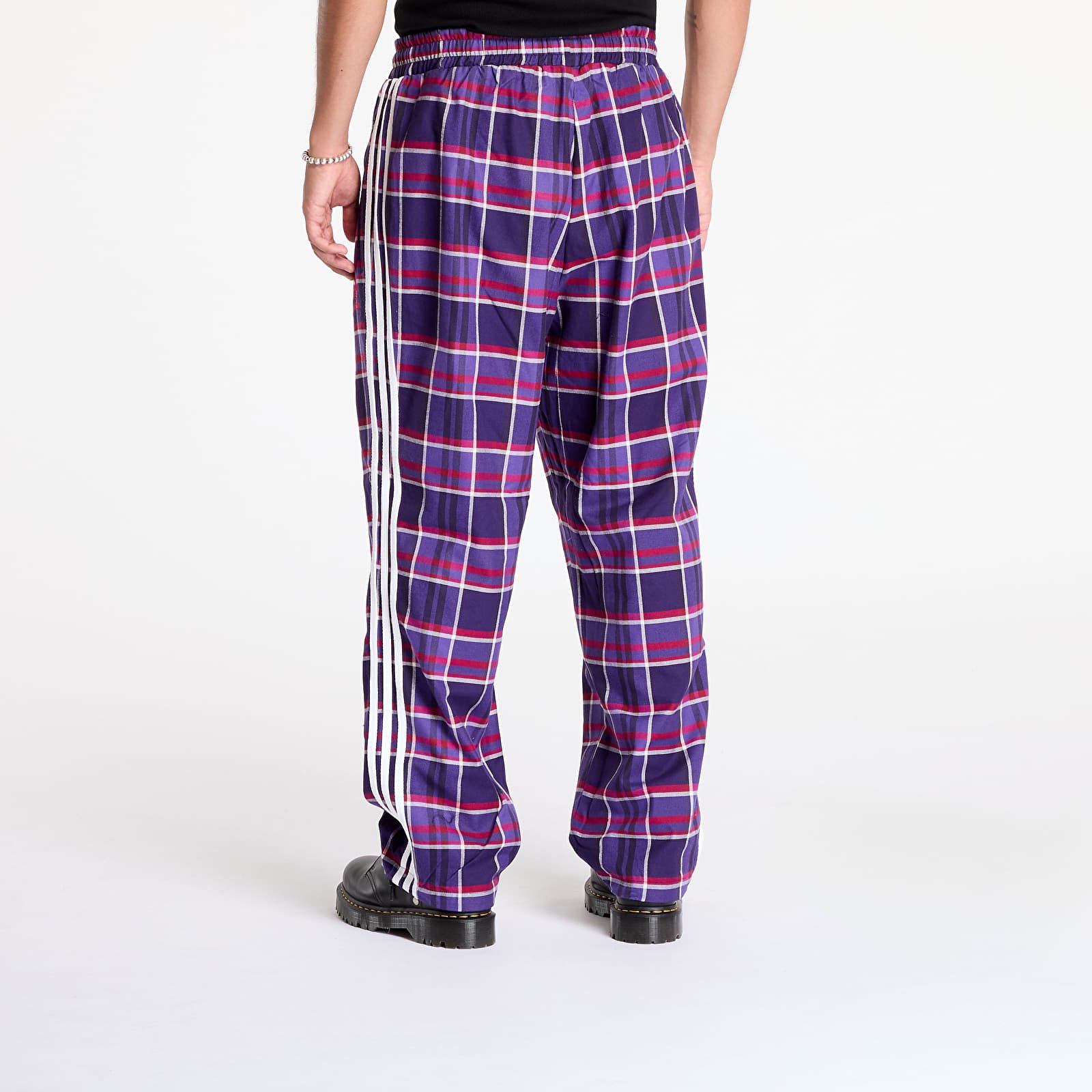 Nike woven plaid track pants discount