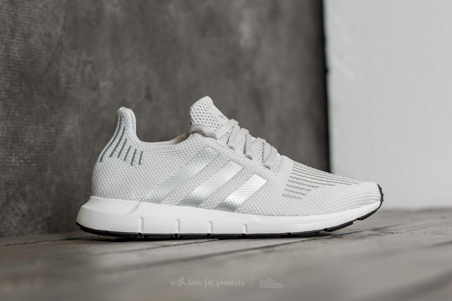 Adidas swift run grey & silver shoes online
