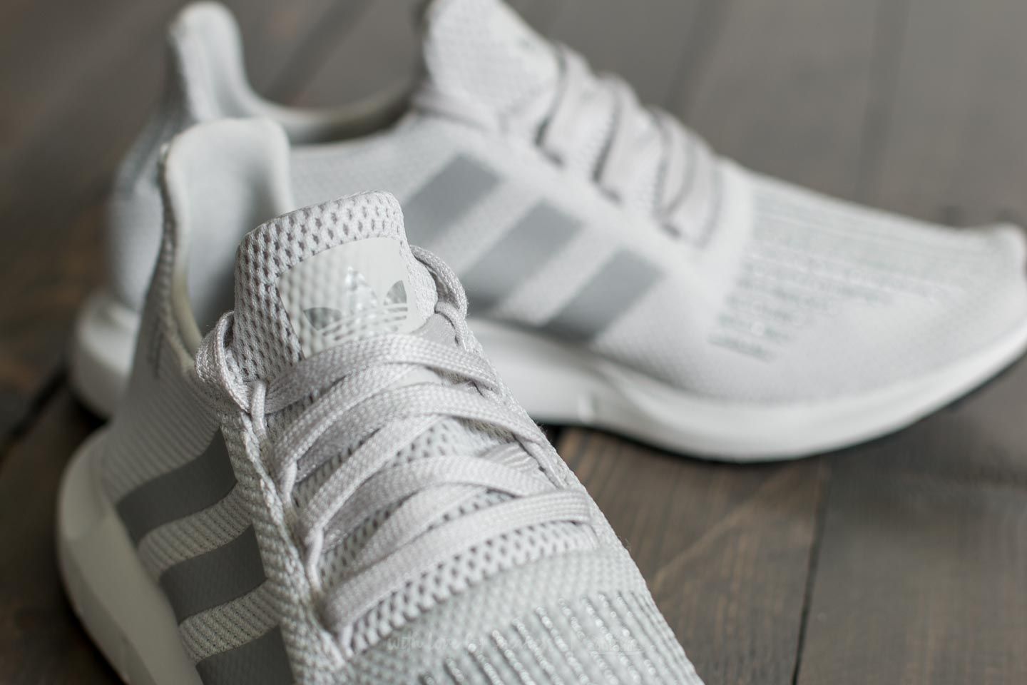 Damen Sneaker und Schuhe adidas Swift Run W Grey One/ Silver Metalic/ Ftw White