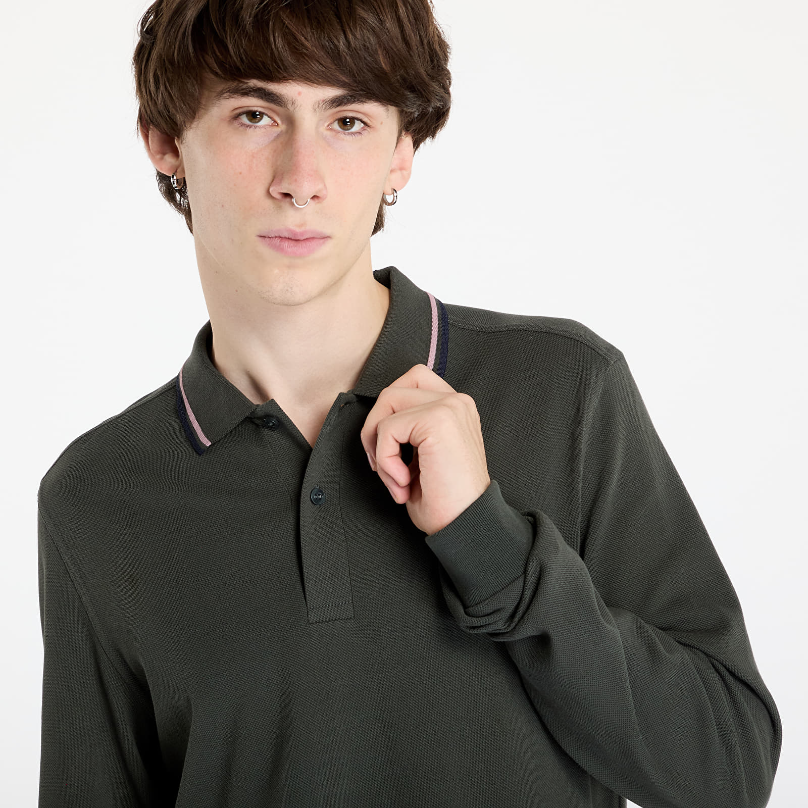 Pánská trička FRED PERRY LS Twin Tipped Shirt Field Green/ Dark Pink/ Navy