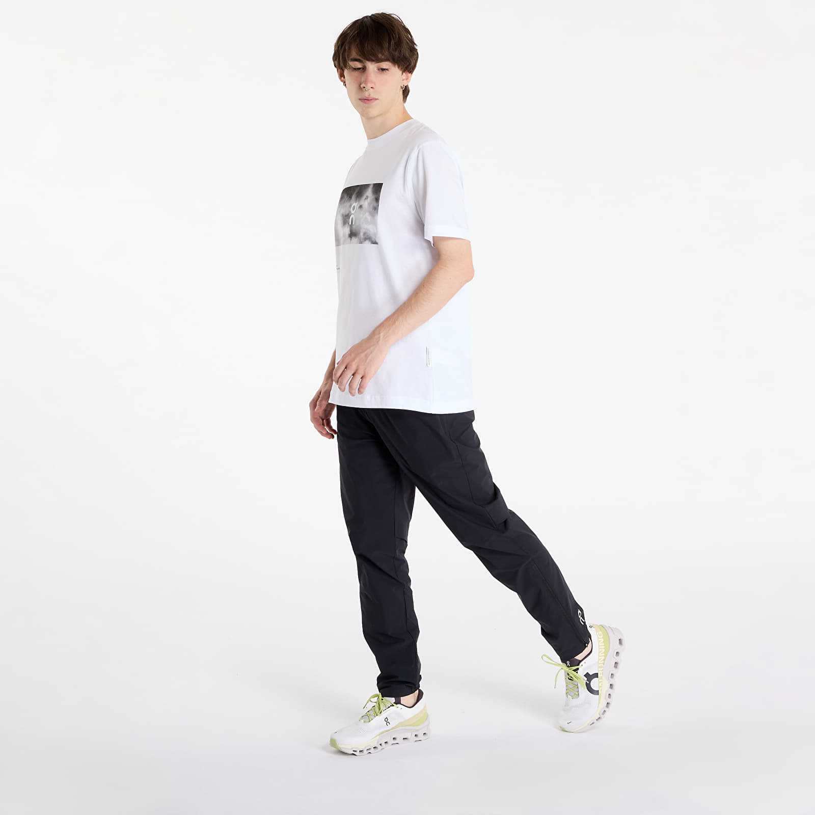 Férfi pólok On Graphic T-Shirt Cloudlocker White