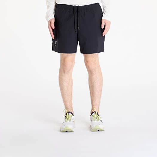 On Essential Shorts Black