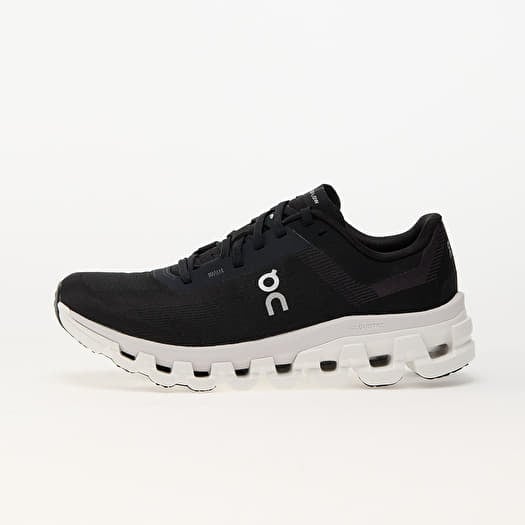 On W Cloudflow 4 Black/ White