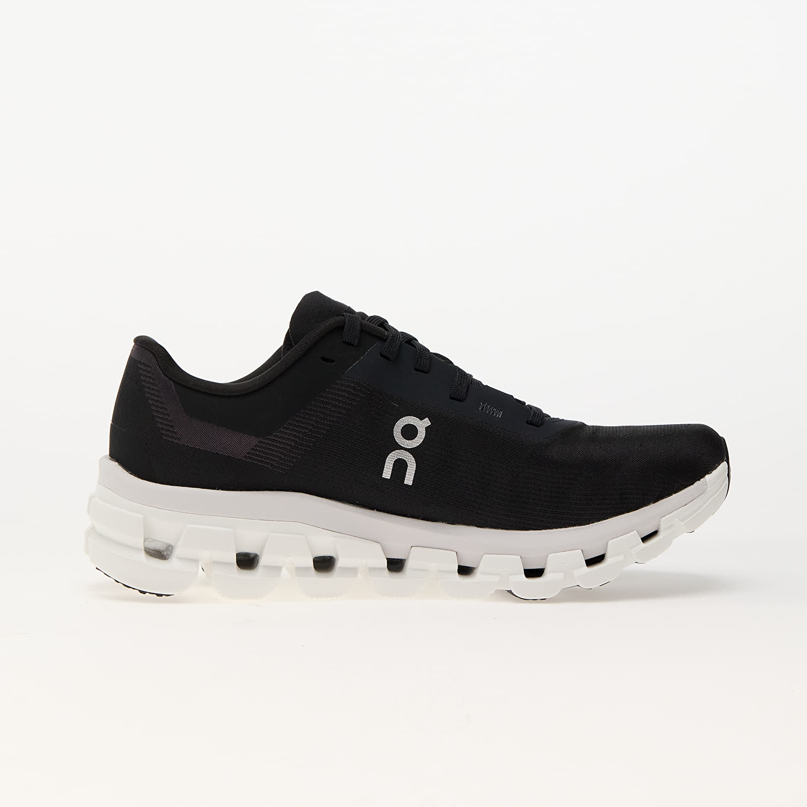 Women's shoes On W Cloudflow 4 Black/ White