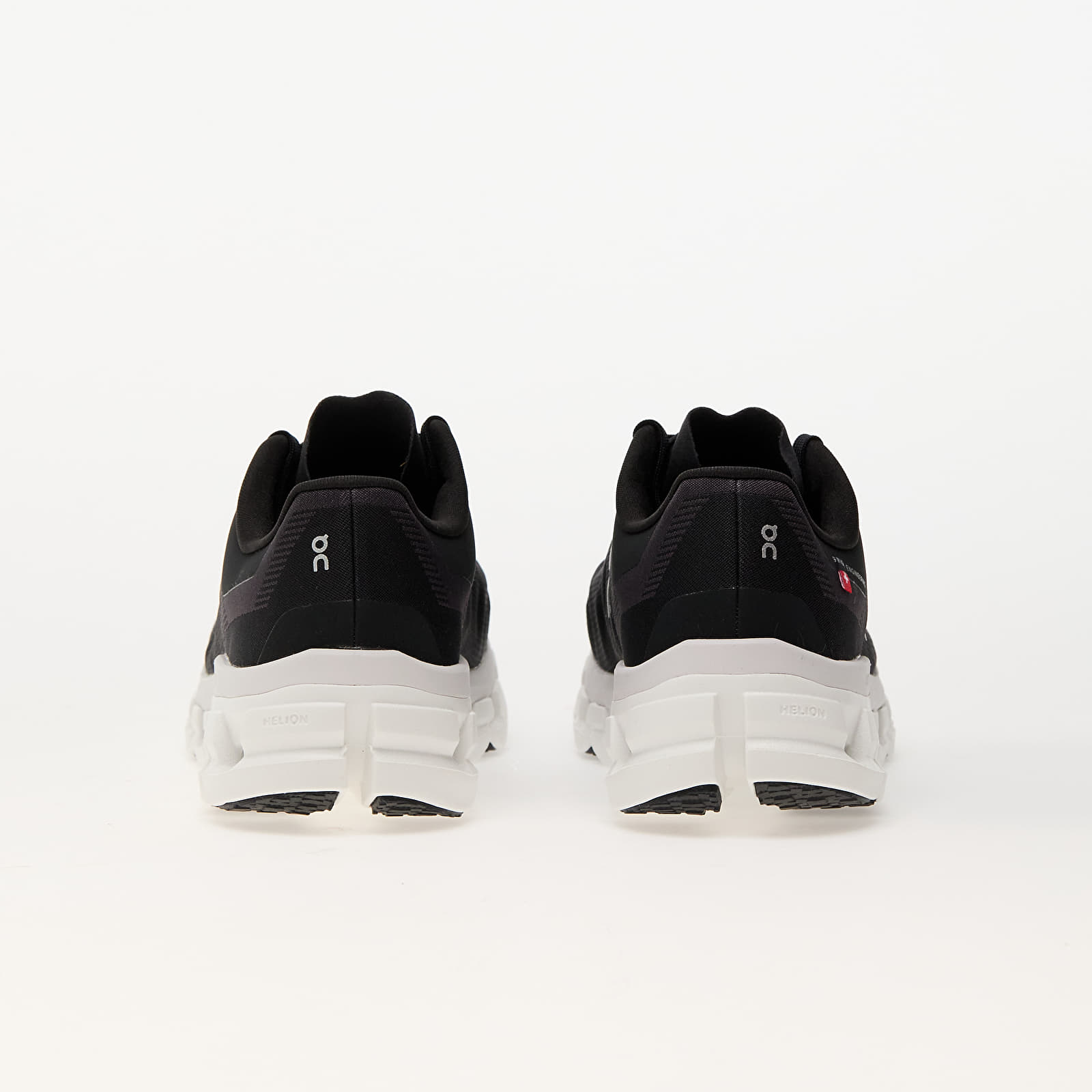 Women's shoes On W Cloudflow 4 Black/ White