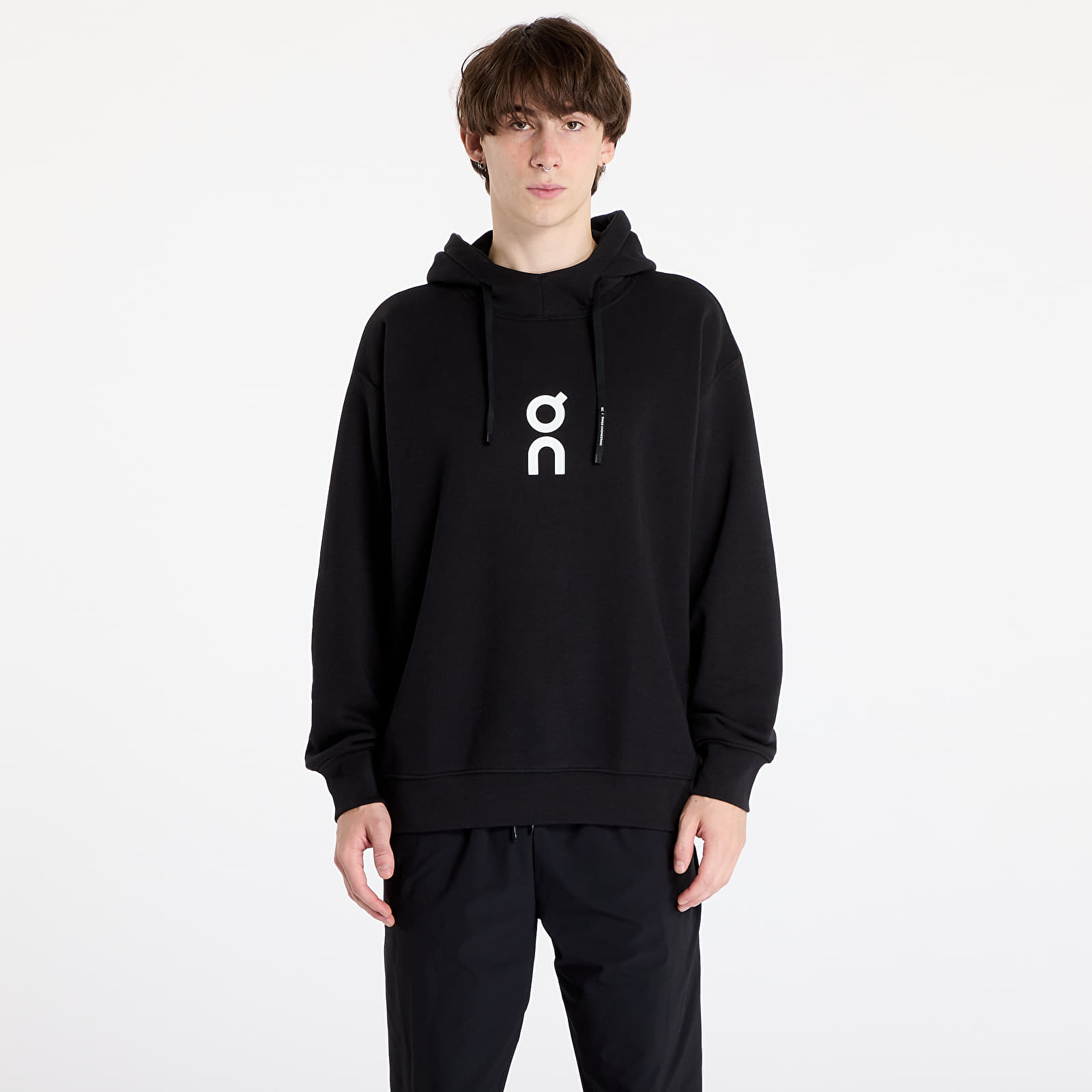 Hoodies and sweatshirts  On Club Hoodie Black