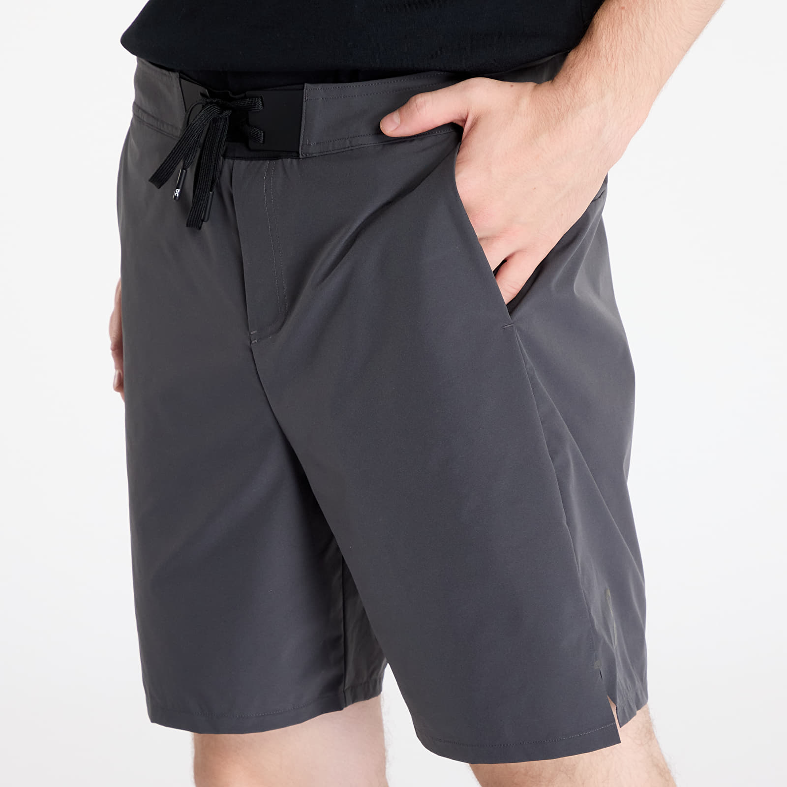Rövidnadrágok On Performance Hybrid Short Shadow