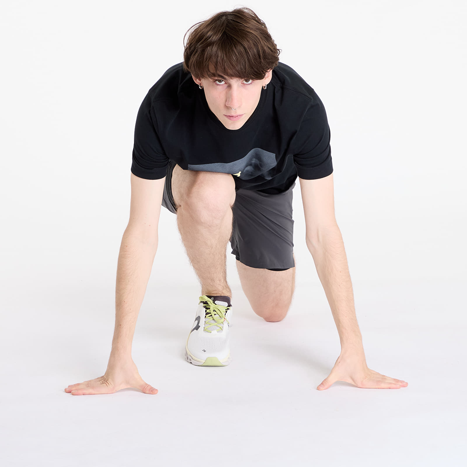Rövidnadrágok On Performance Hybrid Short Shadow