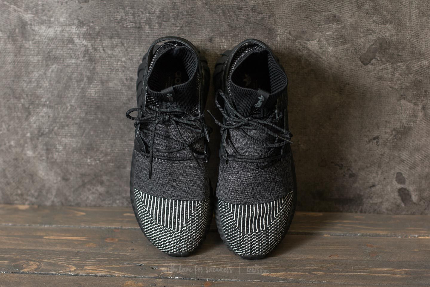 Fake adidas tubular doom hot sale