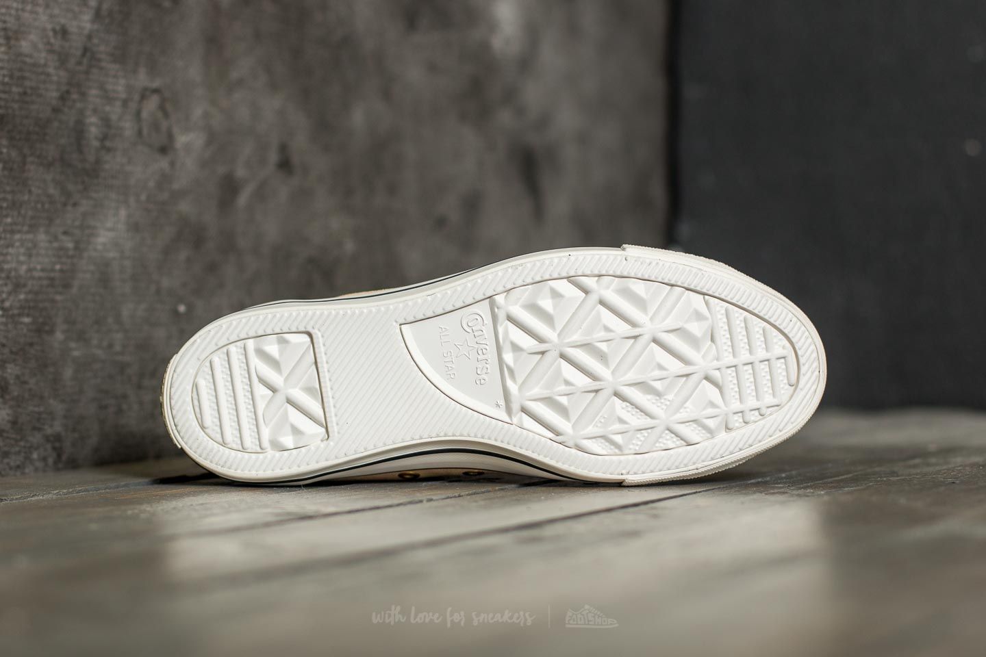 Sko til kvinder Converse Chuck Taylor All Star Hi Light Fawn/ Black/ Egret