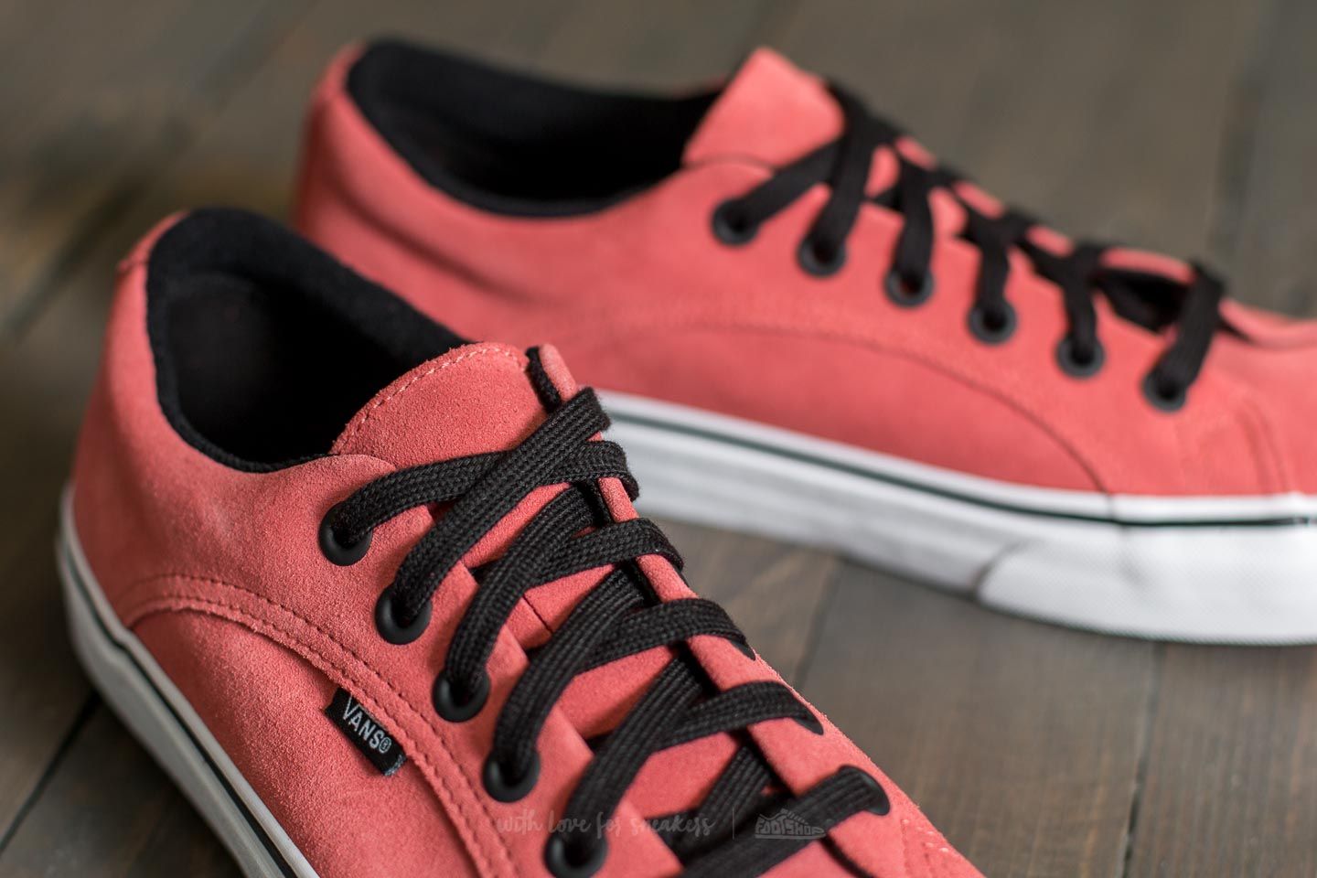 Vans lampin pink hotsell