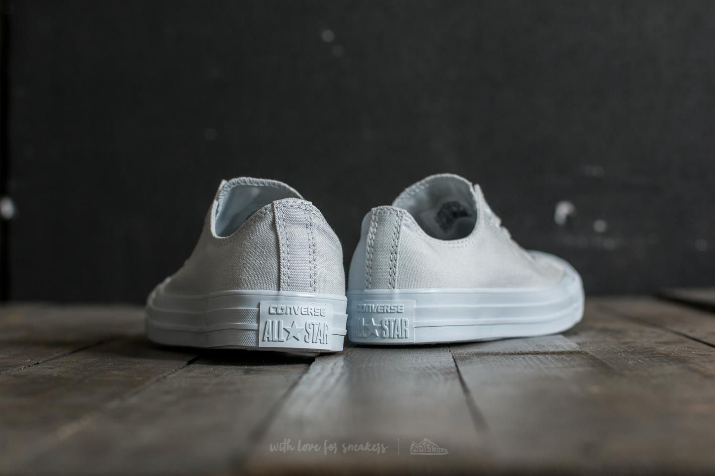 Converse platinum store