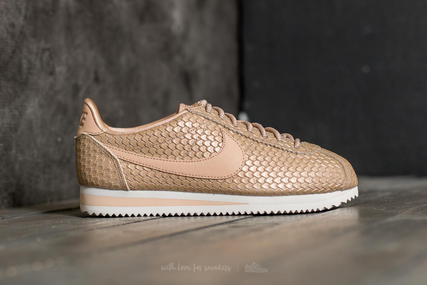 Nike cortez discount se blur