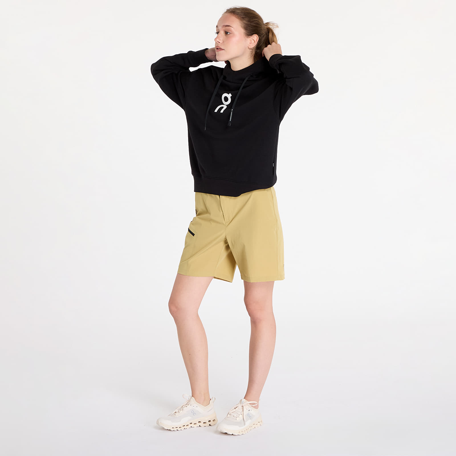 Hoodies and sweatshirts  On Club Hoodie Black