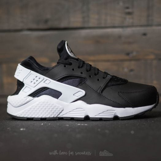Nike air huarache oreo top