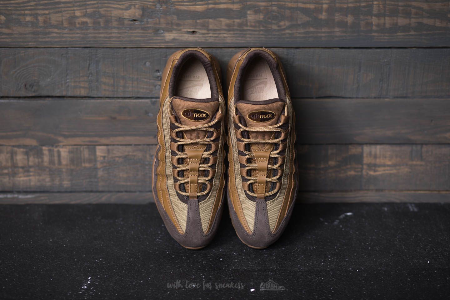 Herren Sneaker und Schuhe Nike Air Max 95 Premium Baroque Brown Golden Beige Footshop