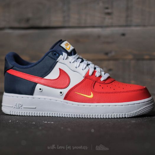 Buty męskie Nike Air Force 1 '07 LV8 University Red