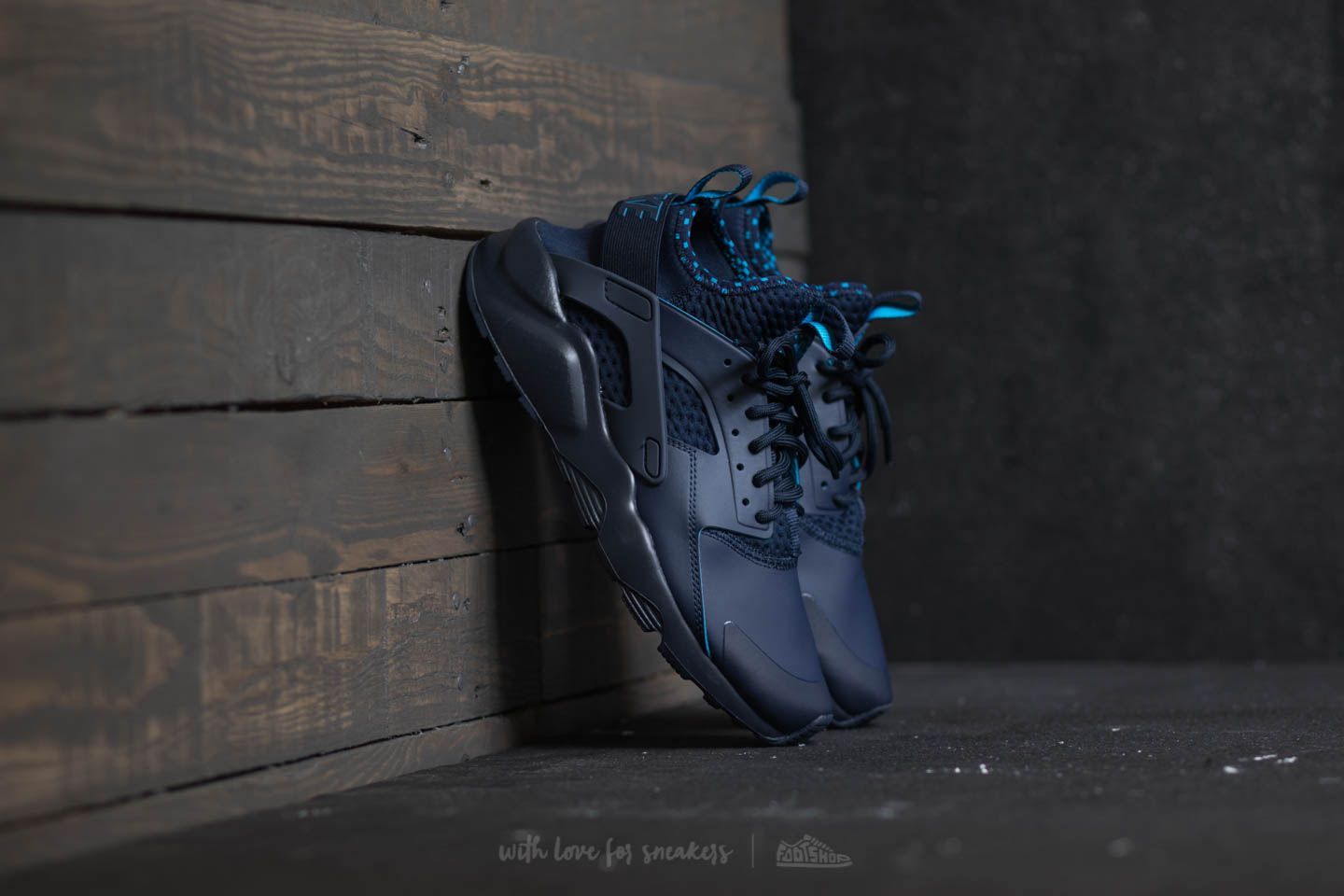 Férfi cipők Nike Air Huarache Run Ultra SE Obsidian/ Light Blue Lacquer
