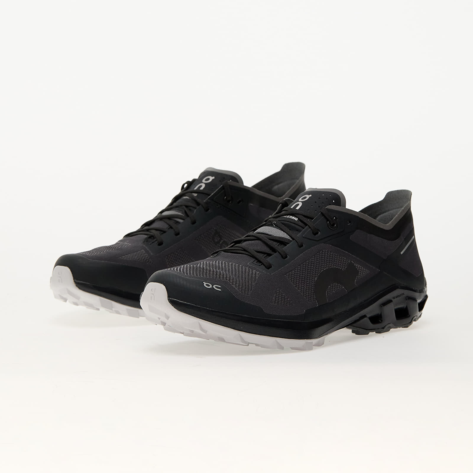 Sapatos de homem On M Cloudventure Peak 3 Black/ Glacier