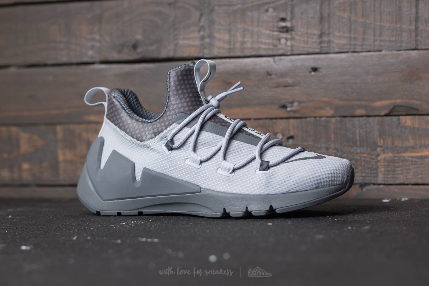 Nike zoom grade hotsell